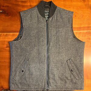 Woolrich Men's Bear Claw Vest